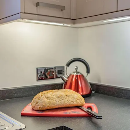 2 Bed In Oc-sz062 Semesterbostad